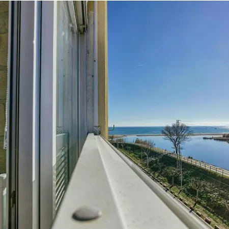 Modern By The In 30m² Superb View Apartment Empuriabrava