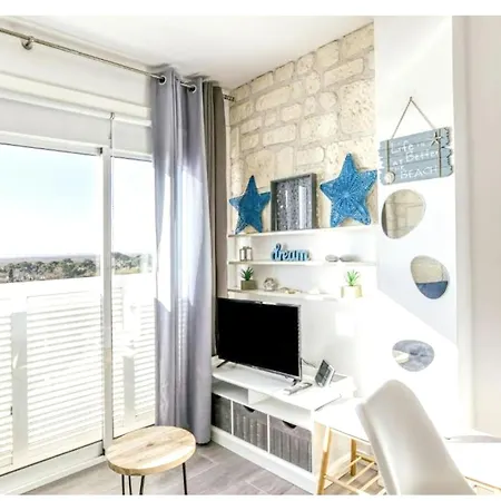 Modern By The In 30m² Superb View Apartment Empuriabrava